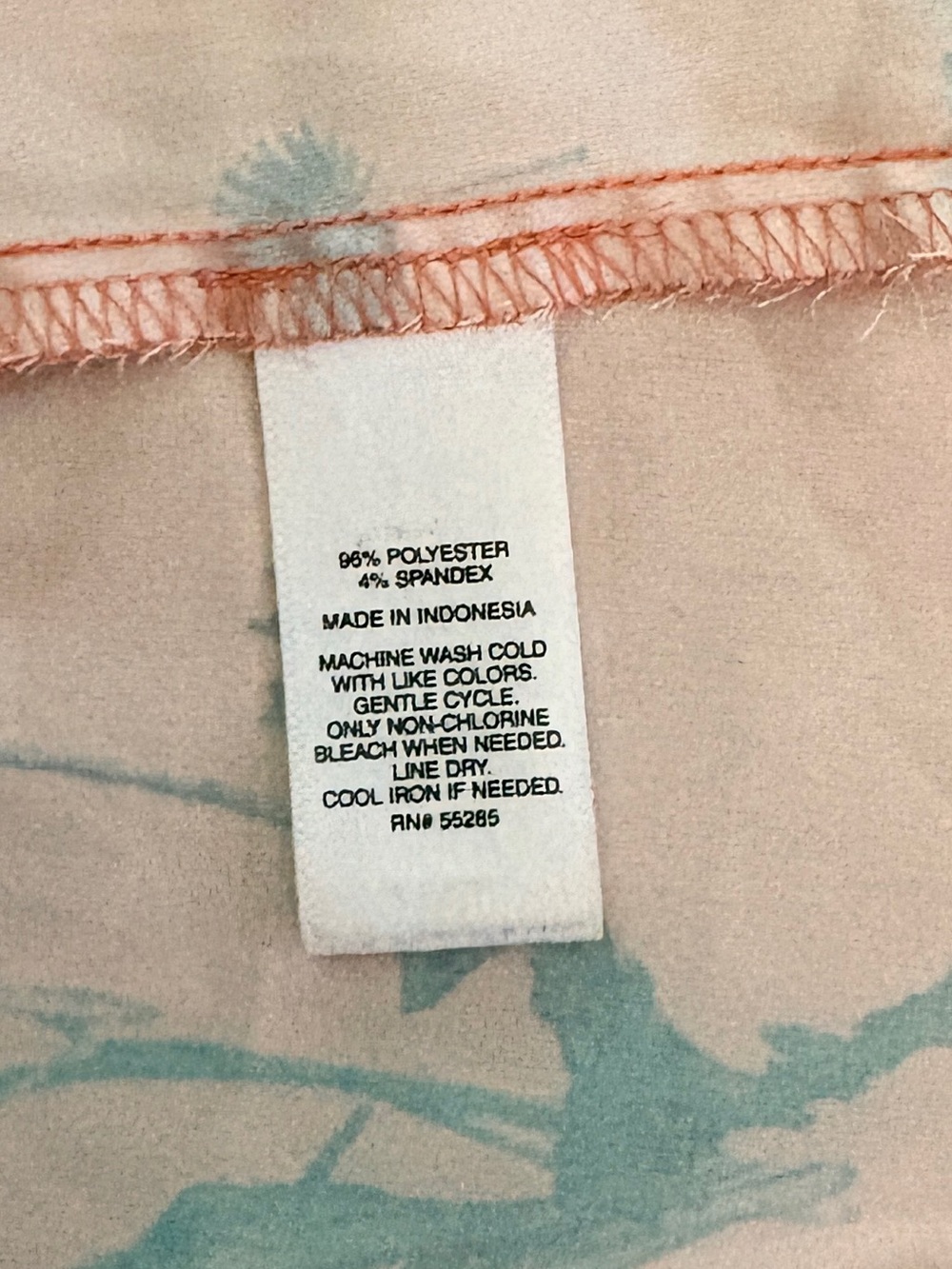 Express Coral Floral V-Neck Women's Top Large - Picture 5 of 8